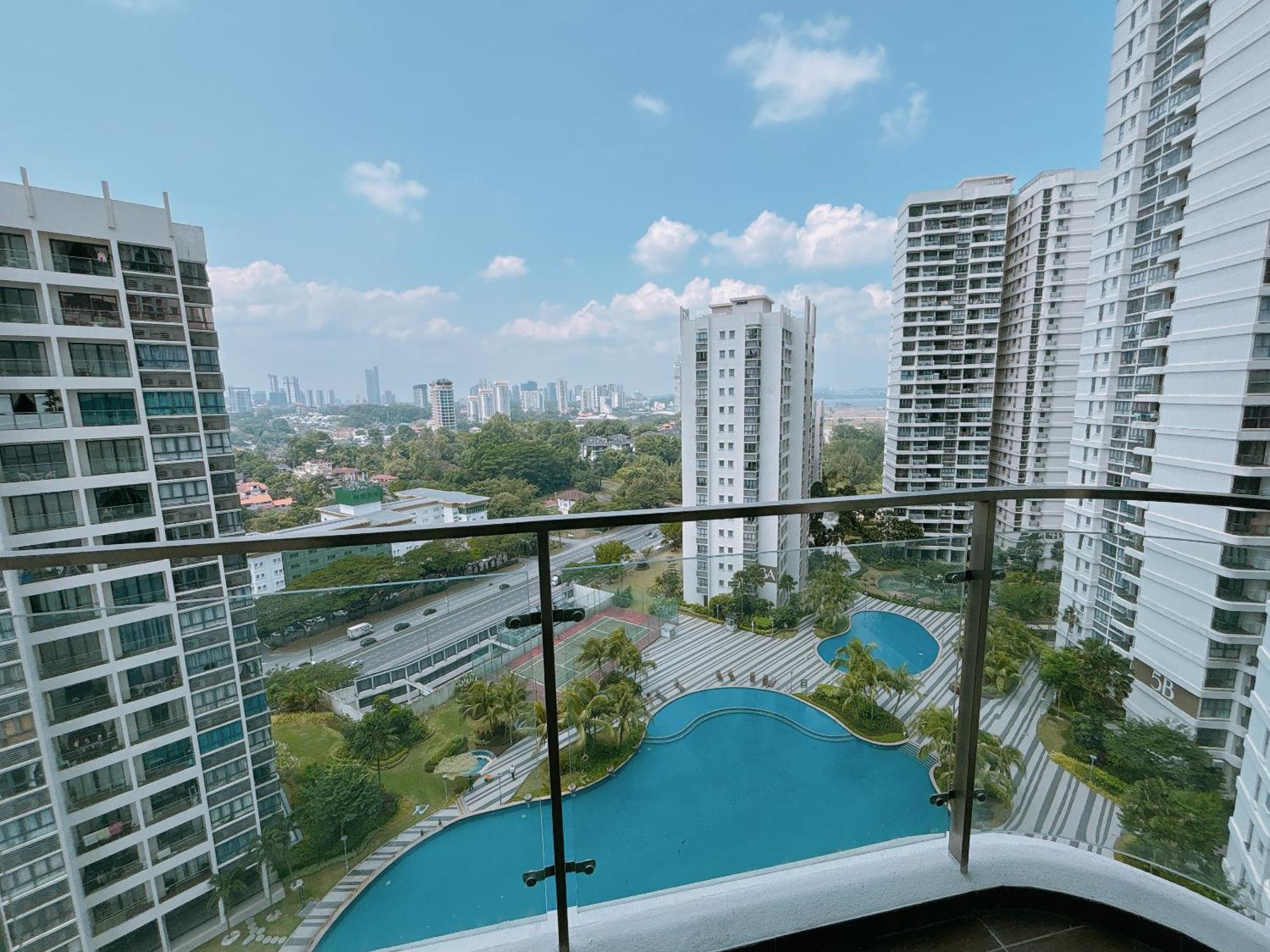 Апартаменты Country Garden Danga Bay By Lions Bay Джохор-Бару Номер фото