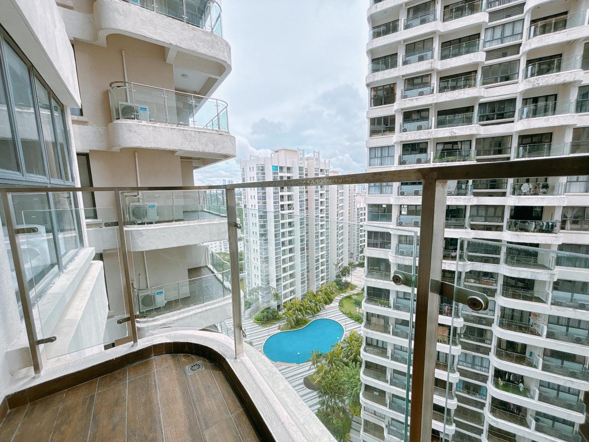 Апартаменты Country Garden Danga Bay By Lions Bay Джохор-Бару Номер фото